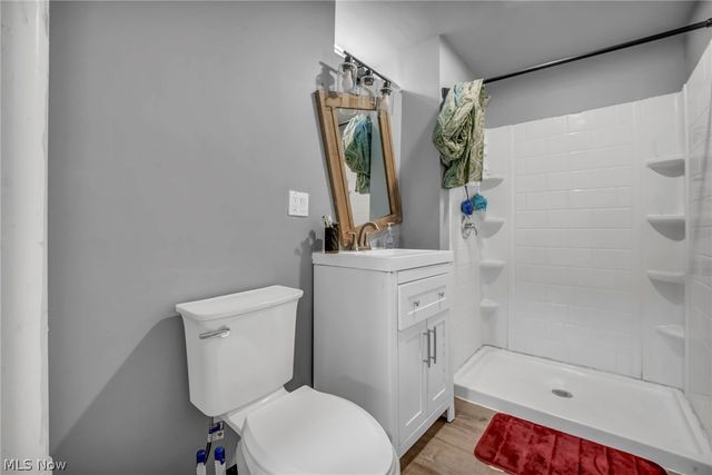 22009 Miles Road, North Randall, OH 44128