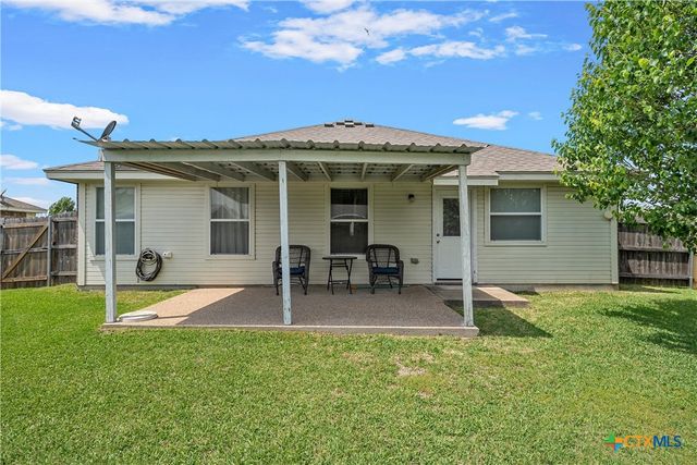 2032 Sabine Drive, Waco, TX 76708