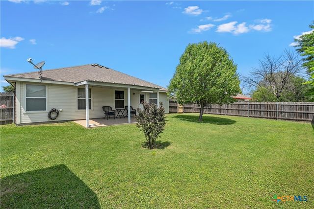 2032 Sabine Drive, Waco, TX 76708