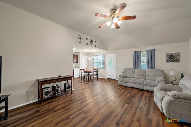 2032 Sabine Drive, Waco, TX 76708
