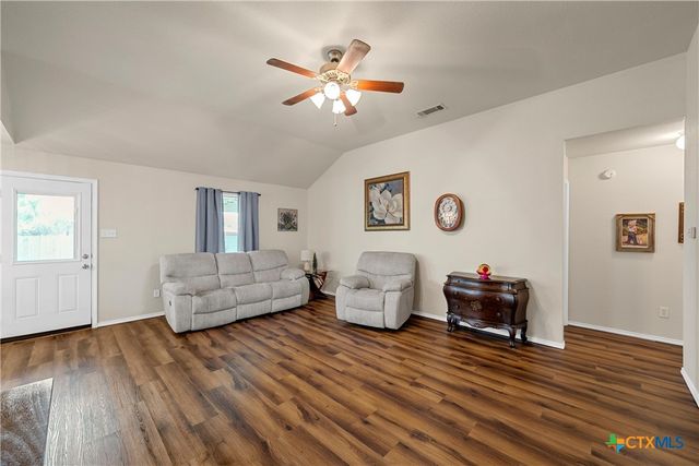 2032 Sabine Drive, Waco, TX 76708