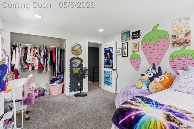 2049 E Hill Road, Grand Blanc, MI 48439