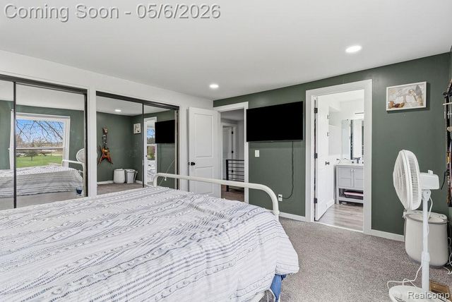 2049 E Hill Road, Grand Blanc, MI 48439