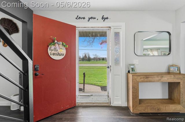 2049 E Hill Road, Grand Blanc, MI 48439