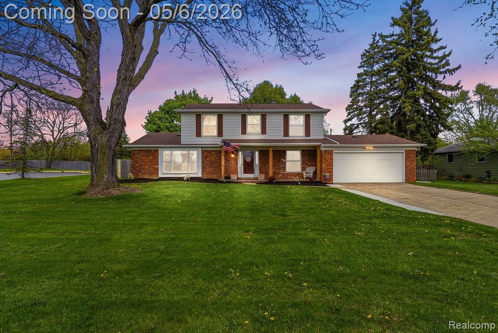 2049 E Hill Road, Grand Blanc, MI 48439