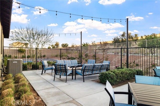 41414 Harvey Mudd, Palm Desert, CA 92211