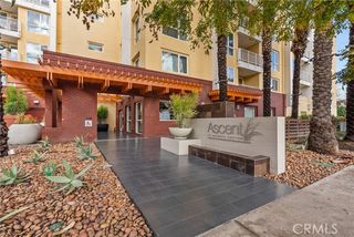 21301 Erwin Street 226, Woodland Hills (los Angeles), CA 91367