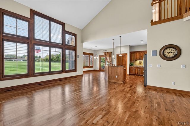 3419 Long Shadow Dr, Lysander, NY 13027