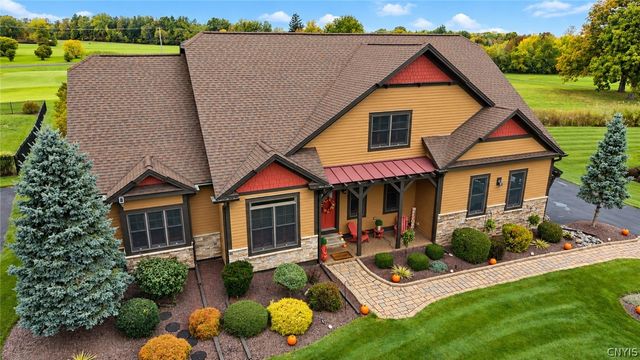 3419 Long Shadow Dr, Lysander, NY 13027