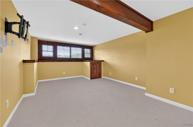 3419 Long Shadow Dr, Lysander, NY 13027