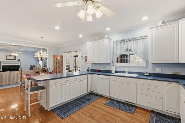 6137 Edmondson Lane, Knoxville, TN 37918