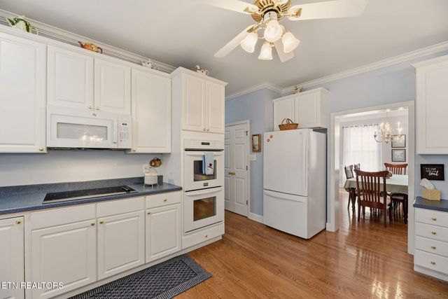 6137 Edmondson Lane, Knoxville, TN 37918