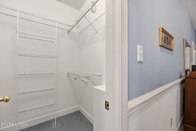 6137 Edmondson Lane, Knoxville, TN 37918