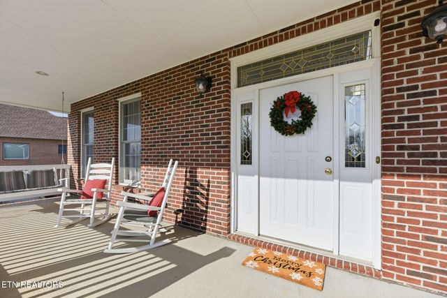 6137 Edmondson Lane, Knoxville, TN 37918