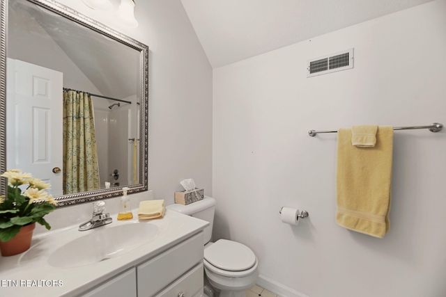 6137 Edmondson Lane, Knoxville, TN 37918