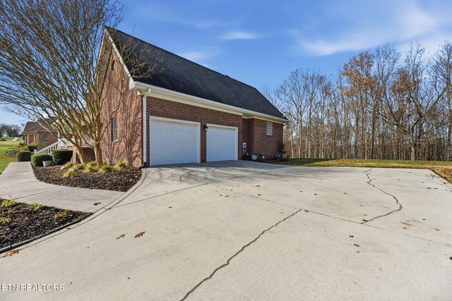 6137 Edmondson Lane, Knoxville, TN 37918