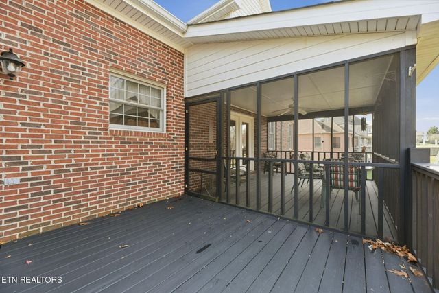 6137 Edmondson Lane, Knoxville, TN 37918