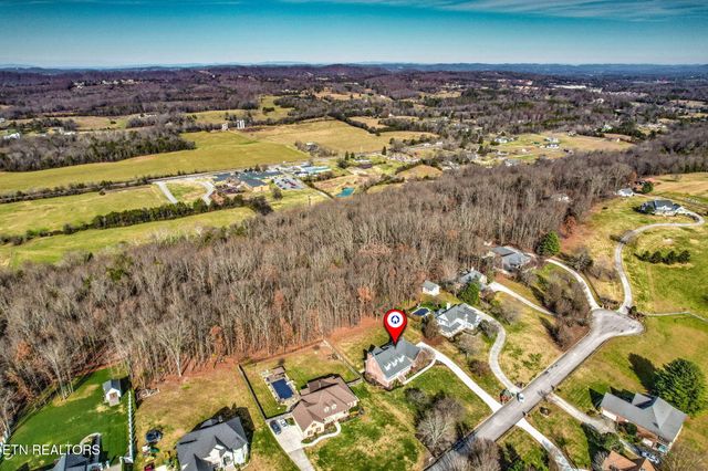 6137 Edmondson Lane, Knoxville, TN 37918