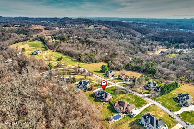 6137 Edmondson Lane, Knoxville, TN 37918