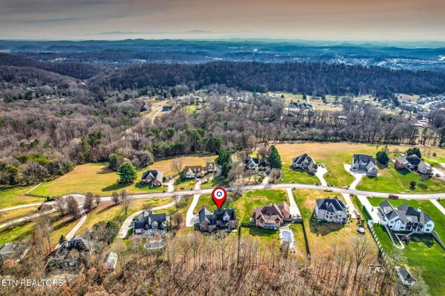 6137 Edmondson Lane, Knoxville, TN 37918