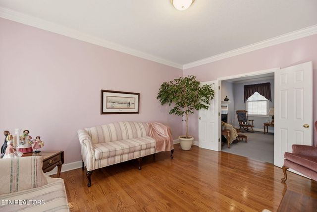 6137 Edmondson Lane, Knoxville, TN 37918