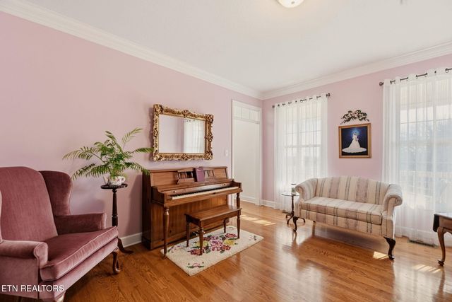 6137 Edmondson Lane, Knoxville, TN 37918