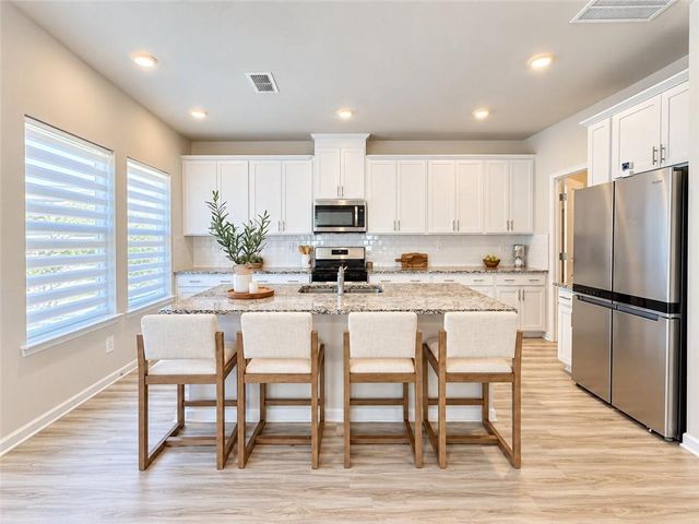 3774 Commodore Court, Buford, GA 30519