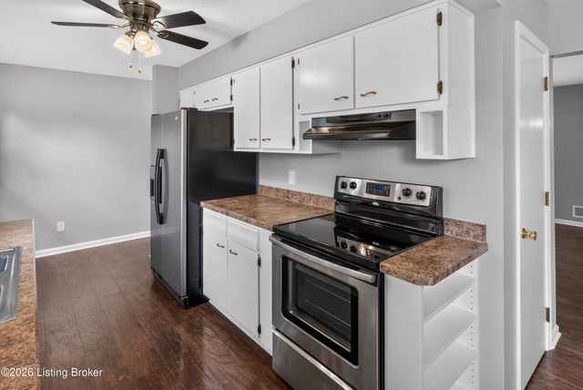 6610 Sunny Vale Way, Louisville, KY 40272