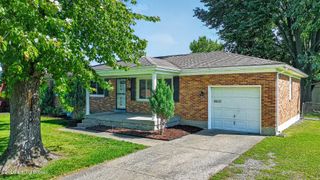 6610 Sunny Vale Way, Louisville, KY 40272
