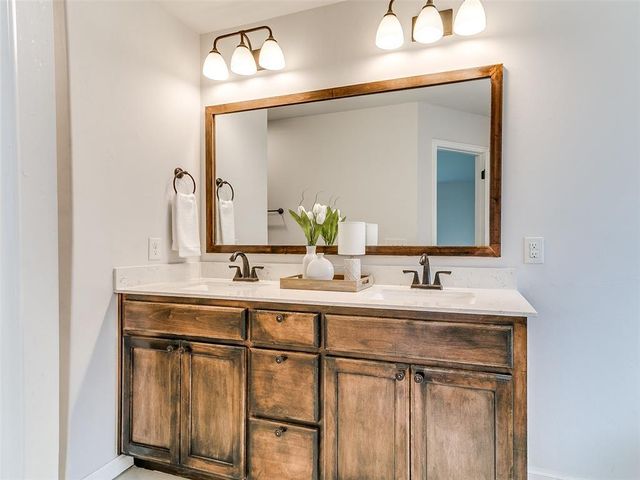 19616 Bolton Road, Edmond, OK 73012