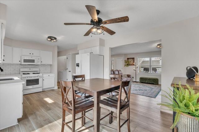 729 W 59th Street, Davenport, IA 52806