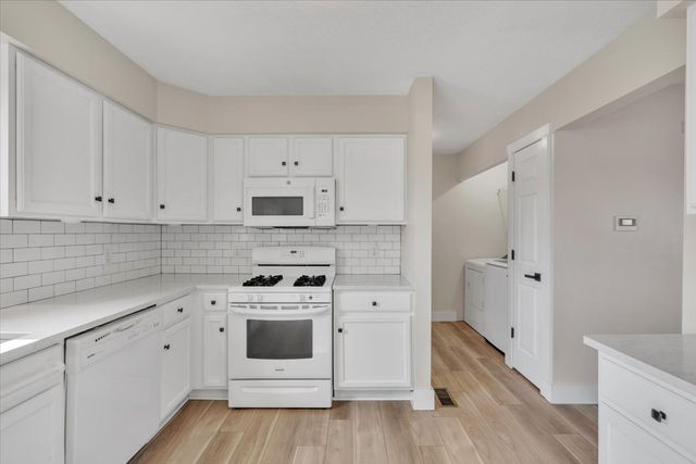 729 W 59th Street, Davenport, IA 52806