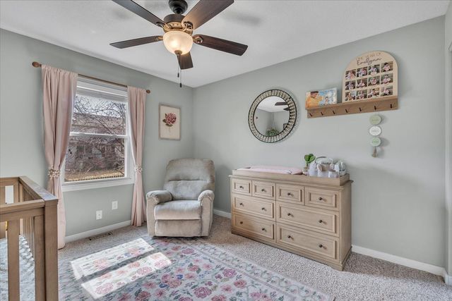 729 W 59th Street, Davenport, IA 52806