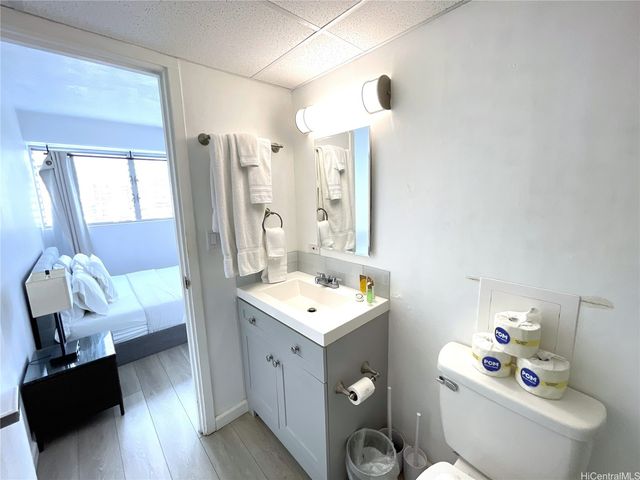 1909 Ala Wai Boulevard 1003, Honolulu, HI 96815