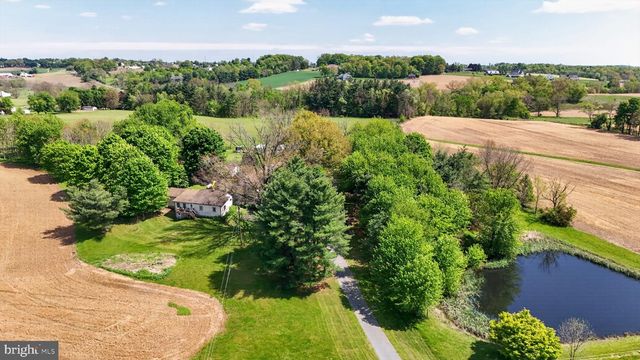 1599 SANCTUARY RD, Manheim, PA 17545