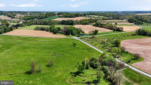 1599 SANCTUARY RD, Manheim, PA 17545