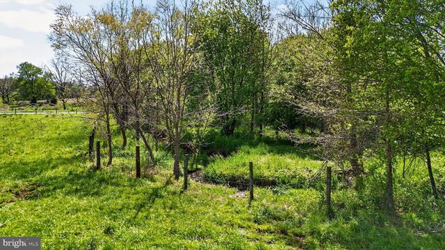 1599 SANCTUARY RD, Manheim, PA 17545
