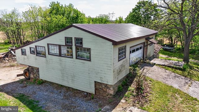 1599 SANCTUARY RD, Manheim, PA 17545