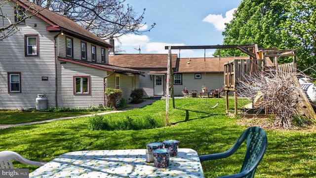 1599 SANCTUARY RD, Manheim, PA 17545