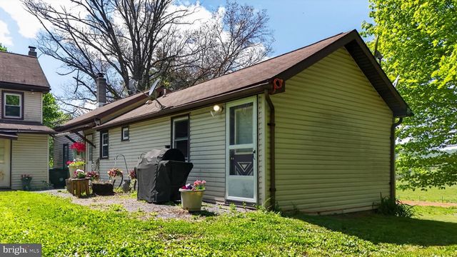 1599 SANCTUARY RD, Manheim, PA 17545