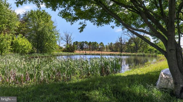 1599 SANCTUARY RD, Manheim, PA 17545