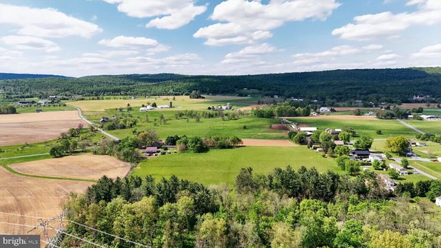 1599 SANCTUARY RD, Manheim, PA 17545