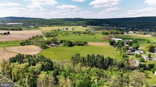 1599 SANCTUARY RD, Manheim, PA 17545