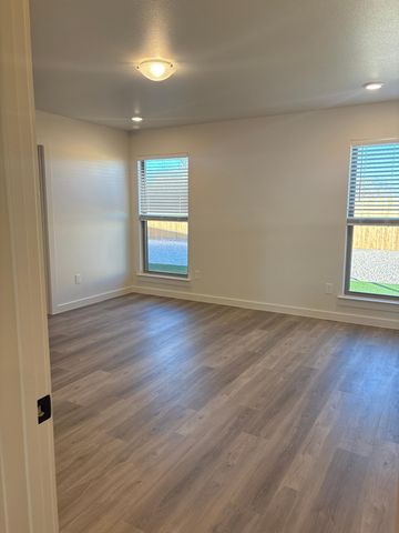 2513 Kenwood Avenue, Lubbock, TX 79407