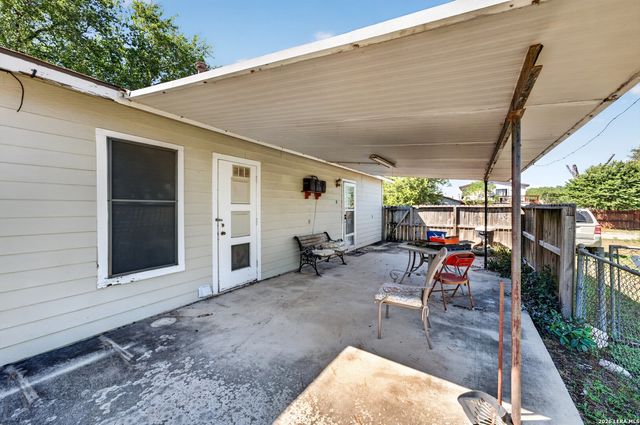 330 Bickley St, San Antonio, TX 78221