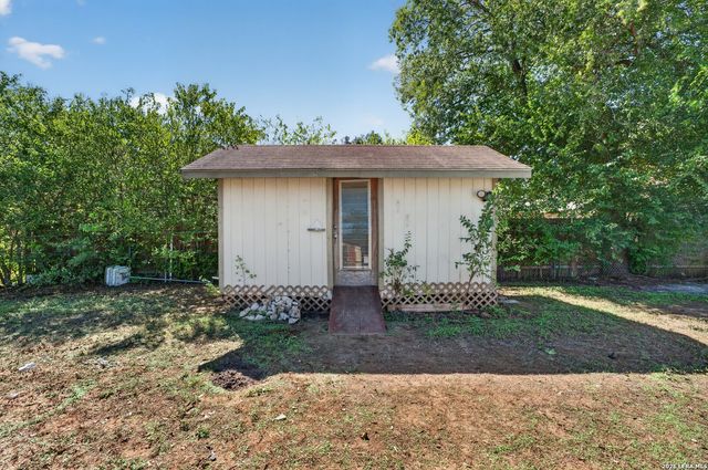 330 Bickley St, San Antonio, TX 78221