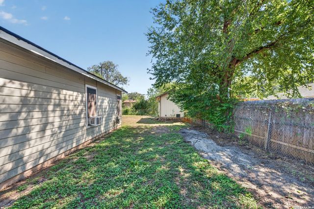 330 Bickley St, San Antonio, TX 78221