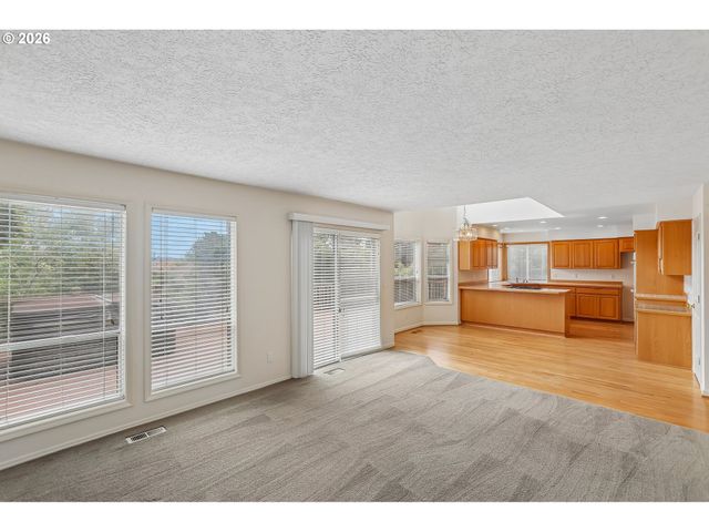 17217 Se FISHER Dr, Vancouver, WA 98683