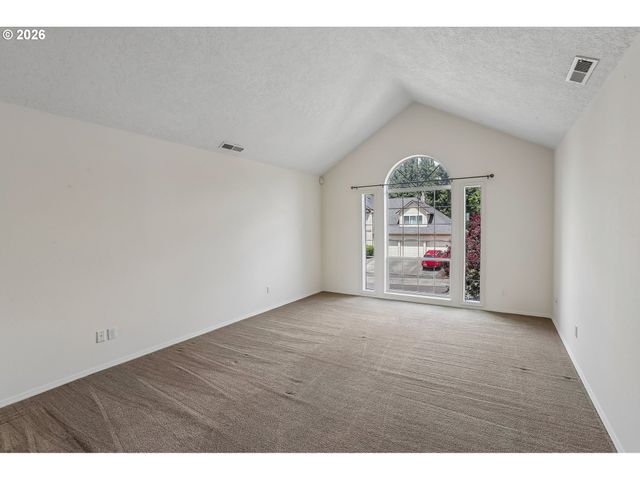 17217 Se FISHER Dr, Vancouver, WA 98683