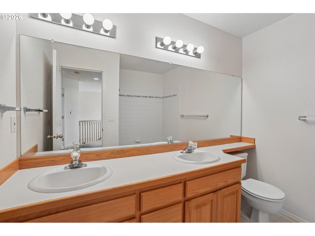 17217 Se FISHER Dr, Vancouver, WA 98683